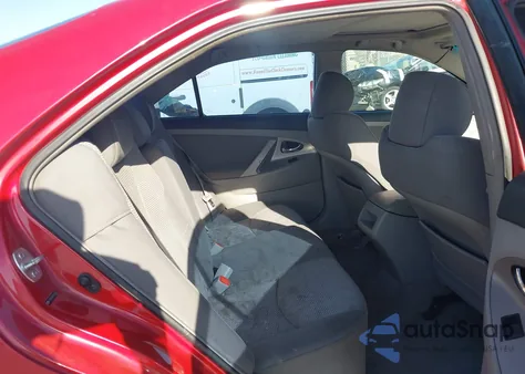 2007 Toyota Camry Se z USA, uszkodzony, nr VIN 4T1BE46KX7U104052